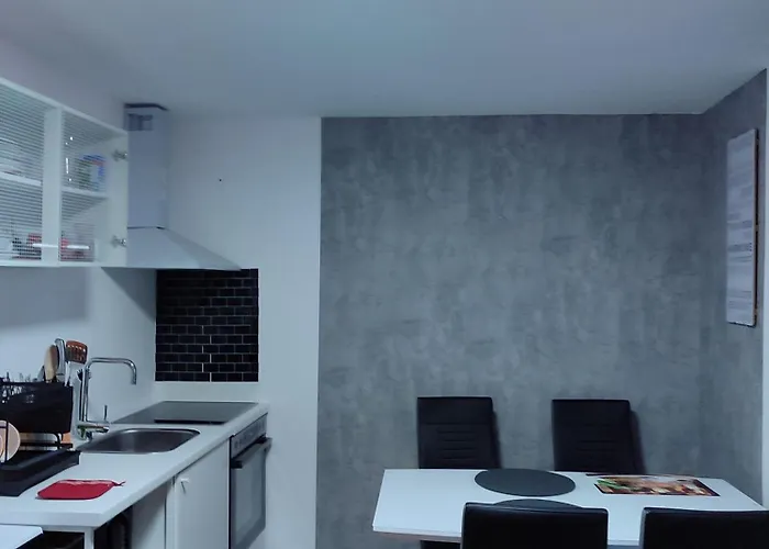 アパート Rhein-main Ii *